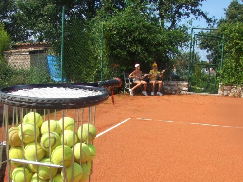 Villa In Funtana With Private Tenniscourt Extérieur photo